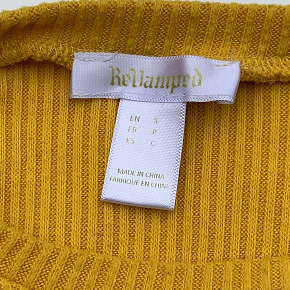 💛 REVAMPED WOMENS YELLOW SHORT SLEEVE SHORT DRESS - SIZE SMALL 💛 - Picture 3 of 5